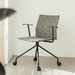 Polyhymnia Office Chair, 3 Colors Available(Polyhymnia Leather Office Desk Chair) -Weilai Concept 5 ea6e211d bbf0 4892 9106 8300ca528ae5